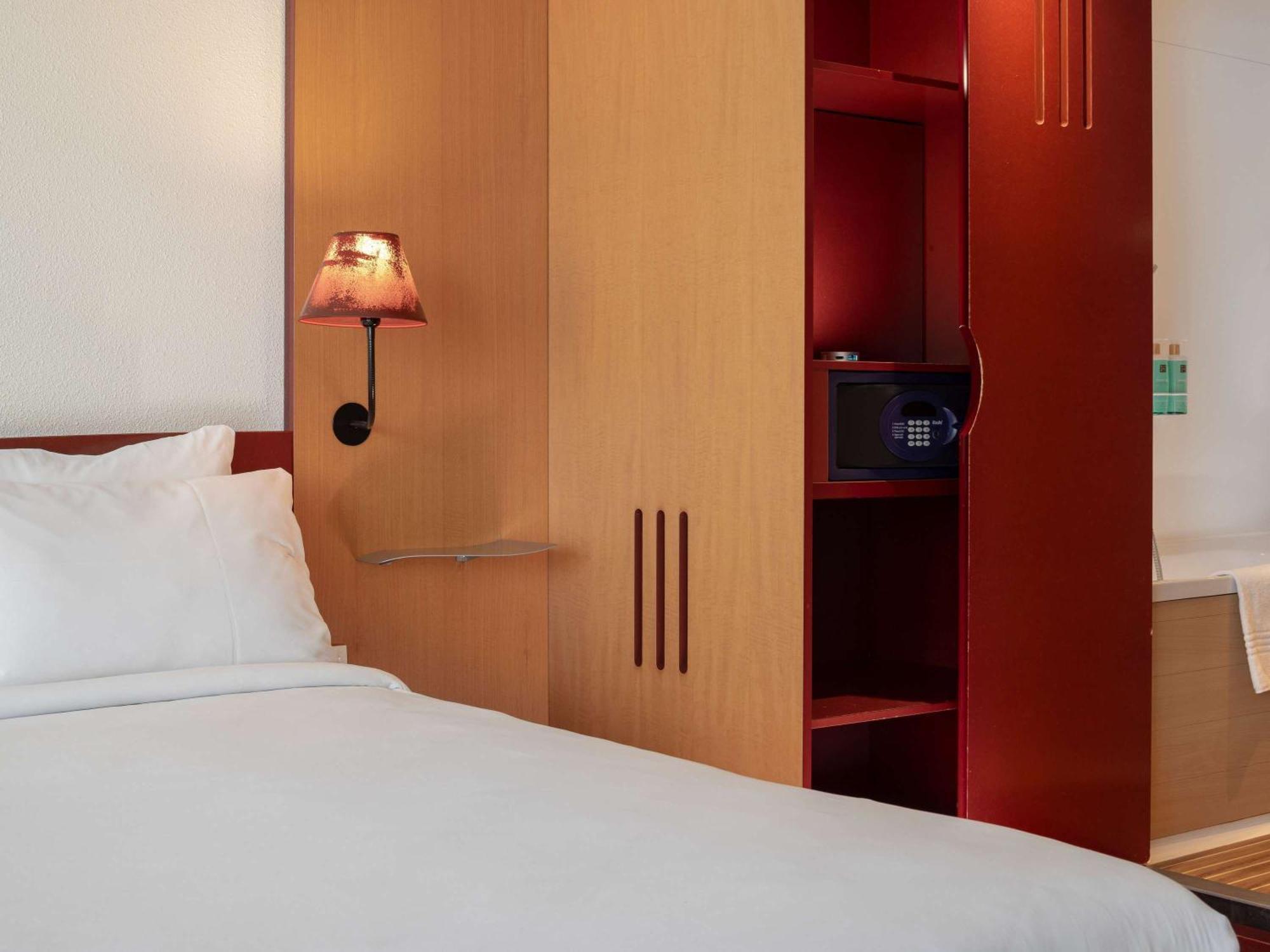 Novotel Suites Marseille Centre Euromed Ngoại thất bức ảnh